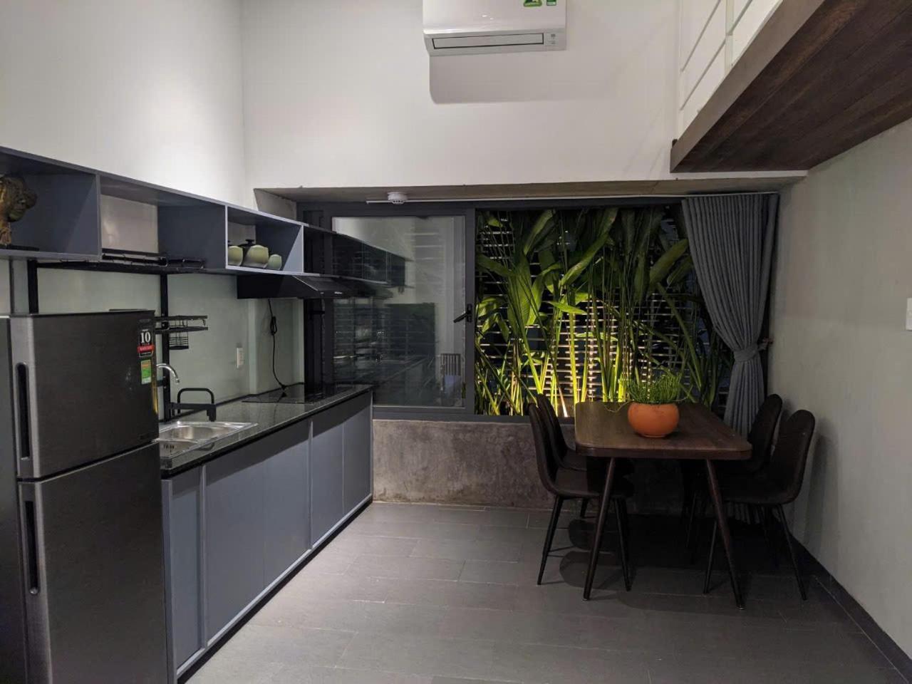 Hoa House * TP. Hồ Chí Minh
